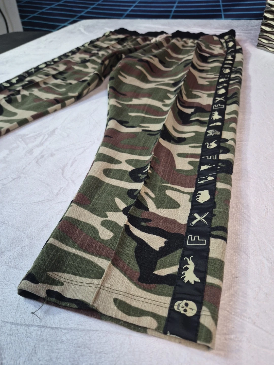 FUDALI CAMO JOGGERS DRAWSTRING WAIST MADE IN USA MEN'S LARGE 32X23.5