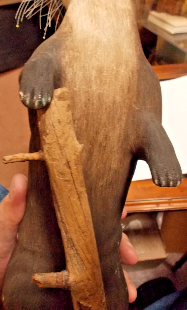 Realistic River Otter Carving by Master Carver Edward Bud Itter Sr. Pasadena, MD