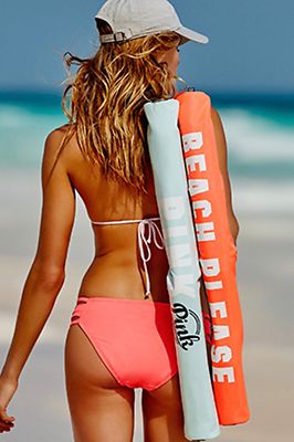 Lucky Brand Snap Back Victoria’s Secret Cooler Beach Box Amazon.com | Victoria main image 2