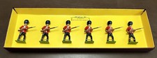 Britains Metal Toy Soldiers The Irish Guards Item  8805 6 Figure Set 1990 New