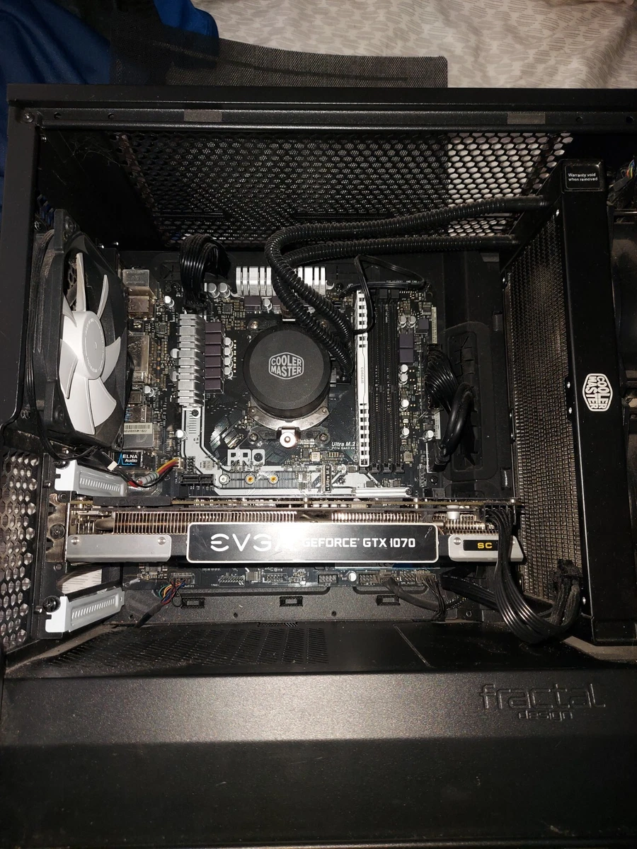 Ultimate GAMING PC Gtx 1070 SC Edition R7 3700X 8GB Corsair
