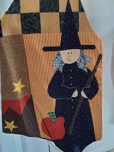 HALLOWEEN Themed Vest Witch Black Cat Pumpkin Ghost Candy Corn Moon Star NO TAG - Picture 3 of 8