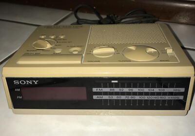 SONY ICF-C733L RADIO FM / MW / LW Réveil Dream Machine Vintage EUR 29,90 - FR