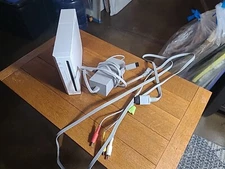 Nintendo Wii RVL-001 512 MB Home Console - White NO Sensor