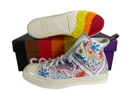 ⭐︎⭐︎⭐︎ Converse Chuck 70 Hi Pride Rainbow Paisley Sneaker A02266C