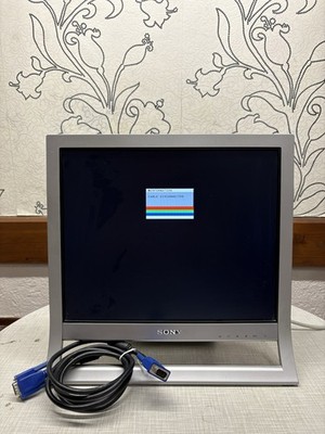 Tested   - 17'' Design Monitor Sony SDM-HS75P Retro Computer TFT LCD High End