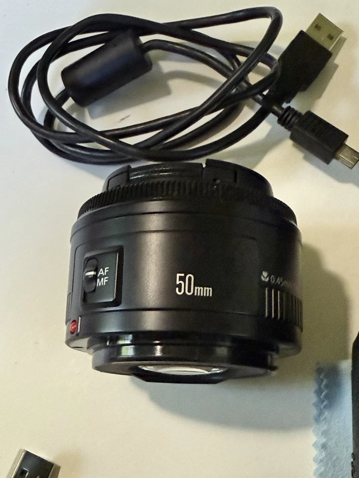 CANON DS126251 SLR DIGITAL CAMERA Used+ Accessories - Image 2 of 4