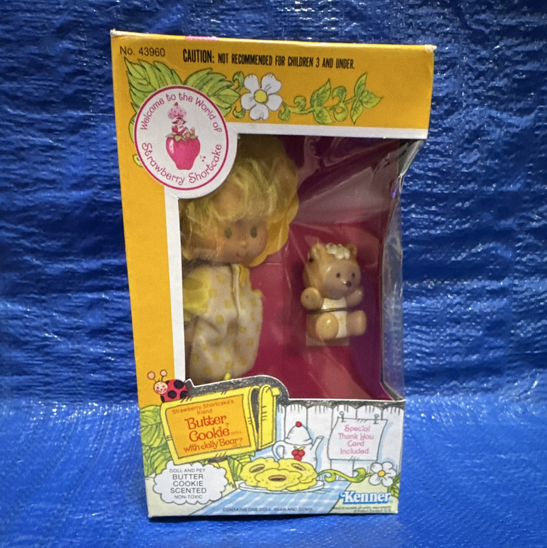 Strawberry Shortcake Scented Doll Butter Cookie w/Jelly Bear Pet & Comb