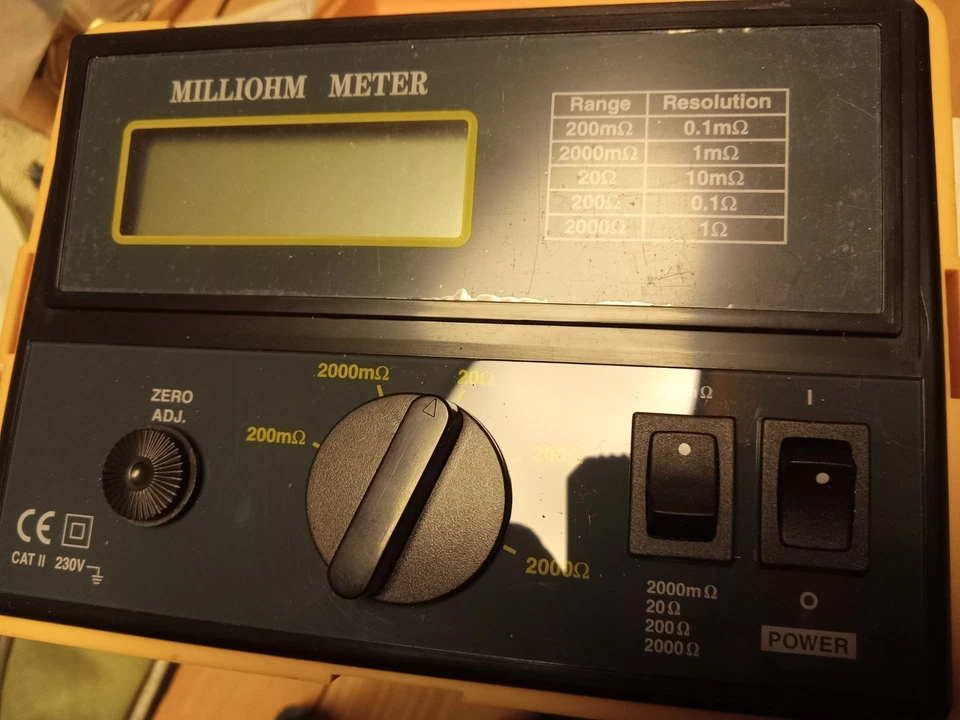 MEDIDOR DE MILLIOHMIOS 380460 EXTECH MEDIDOR DE PRECISIÓN 110V Foto 4 de 4