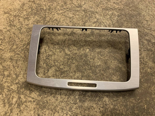 Radio Blende Zierrahmen VW Passat 3C Navi Dekorblende silber 3C0858069AC