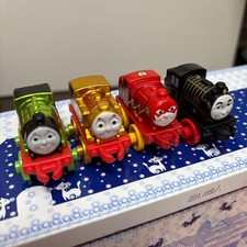 Thomas Friends MINIS Metallic Percy Gold Thomas Four Car Set Collectible 15