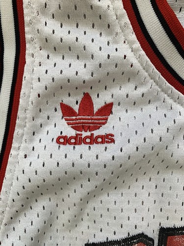 Vintage Adidas Chicago Bulls Jersey 1995-1996 Dennis Rodman #91 Basketball White - Picture 4 of 17