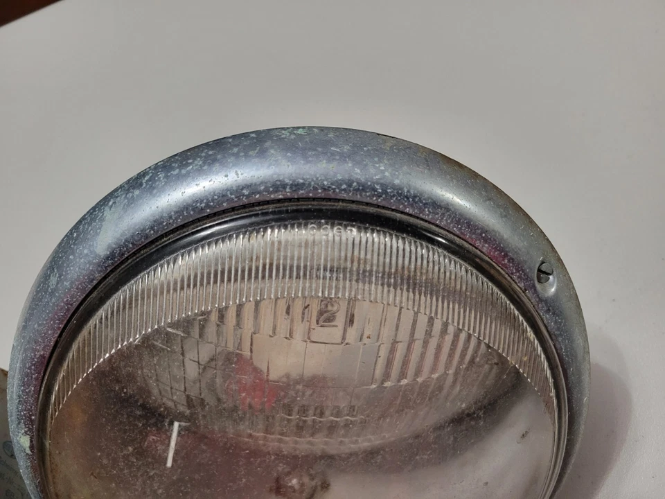 54-66 VW Volkswagen Beetle Hella conjuntos de faros cubo lente anillo de ajuste OEM Foto 2 de 4