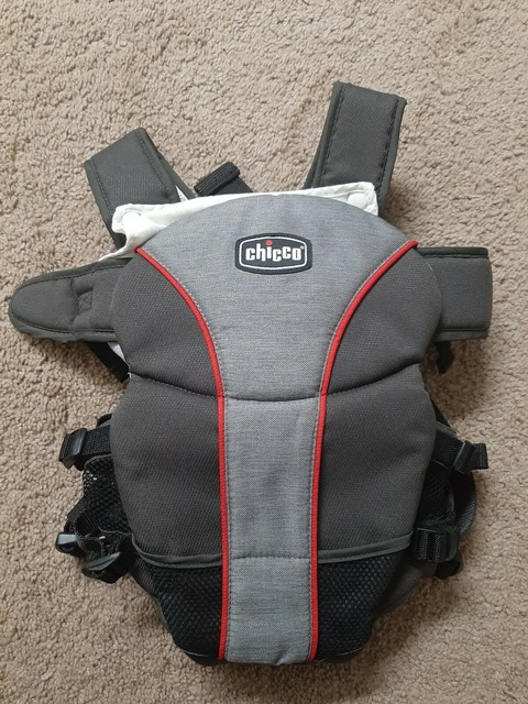 chicco infant carrier