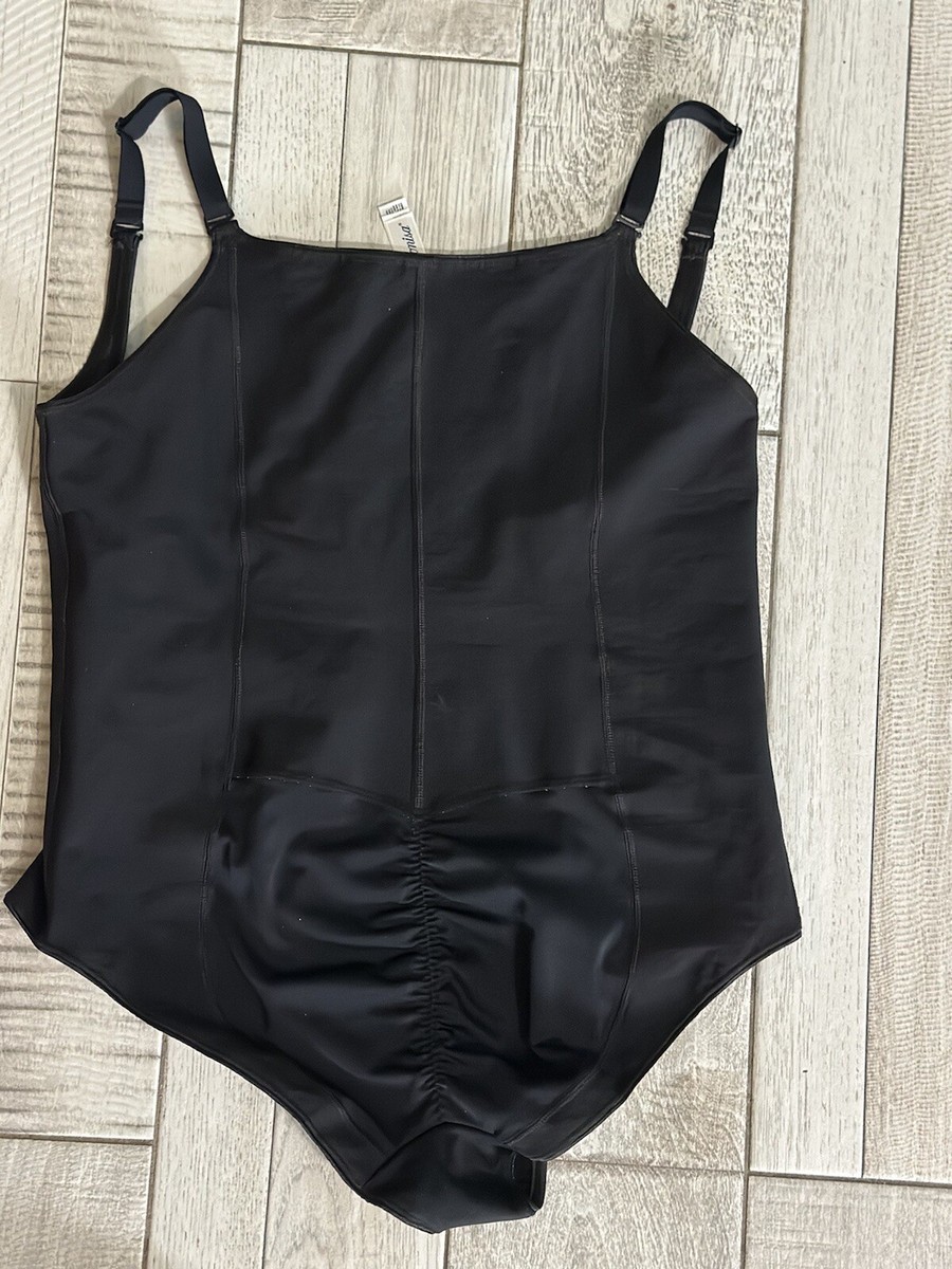 LEONISA 018513 CLASSIC BOTTOM FIRM BODY SHAPER DIAGONAL HOOK-AND