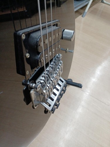 KRAMER LK-1BF Used Basswood body Maple neck Rosewood fingerboard w/Soft case - Picture 11 of 12