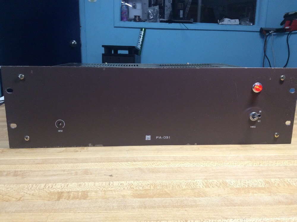 TOA PA-031 SOLID STATE PA-AMPLIFIER 170 WATTS AMP VINTAGE TOA PA-031 SOLID STATE PA-AMPLIFIER 170 WATTS AMP VINTAGE