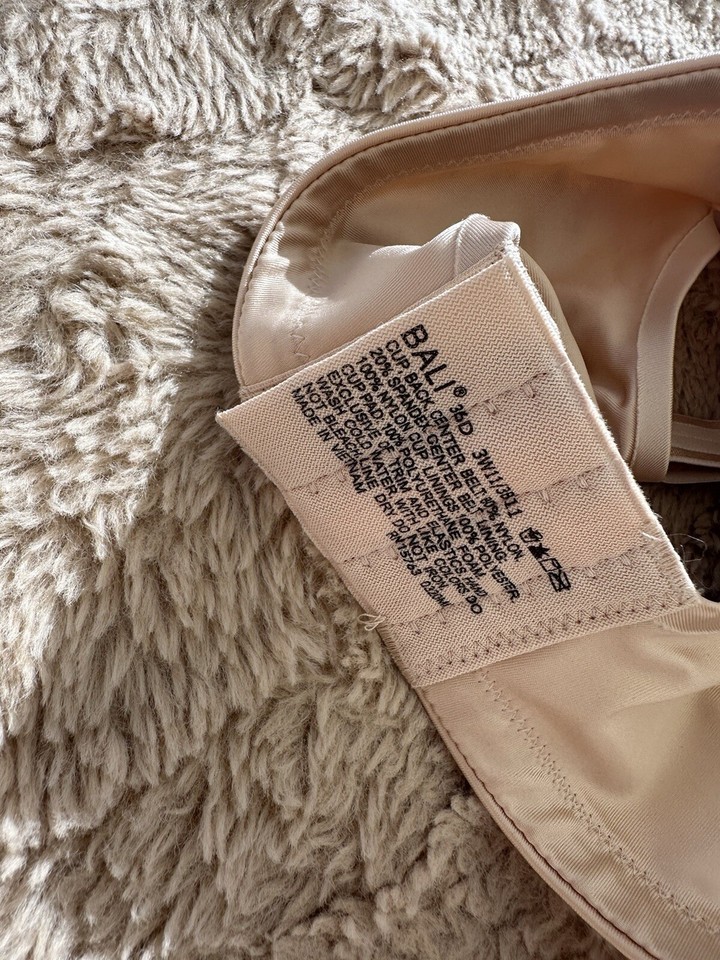 Bali 36D 3W11 beige bra Concealing Petals Tshirt bra eBay