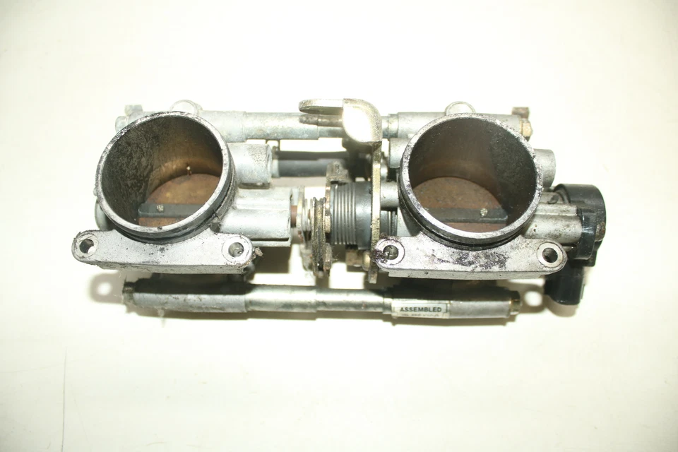 Polaris Switchback 600 Cfi 2007 144" Iq carrocerías de acelerador carrocería Foto 2 de 4