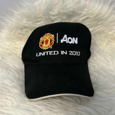 Manchester United x AON United in 2010 Unisex Embroidered Logo Hat! NWOT!