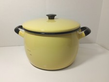 Vintage 3.5 Liter Kockum Yellow Enamel Pot Made in Sweden