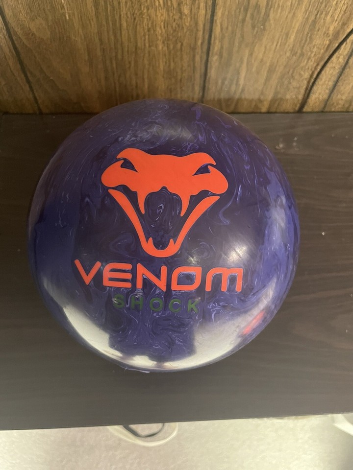 MOTIV VENOM SHOCK　ボウリング　15ポンド　サムレス　美品 Motiv Venom Shock Bowling Ball FREE SHIPPING - BuddiesProShop.com