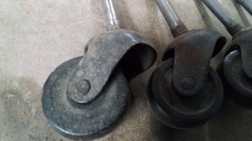 SET 🔥Of 4 VTG/Antigue 🔥Hardware Furniture Steel Stem Wood Caster Wheels - Picture 7 of 7