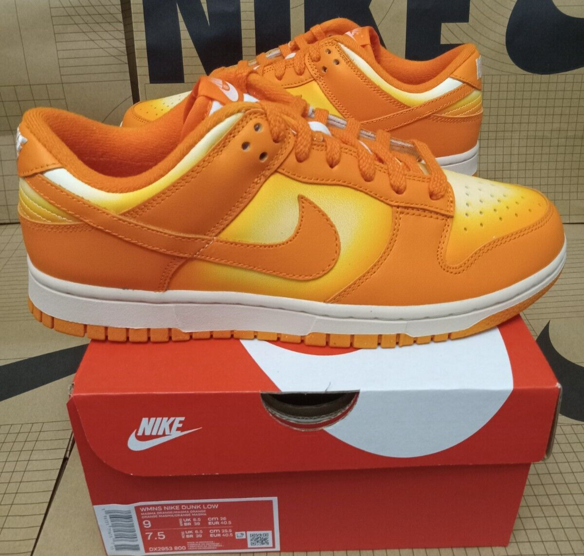 Nike Dunk Low Magma Orange Women display picture 1