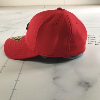 Oakley Hat Cap Fitted Mens Size 7 Red Tincan Stretch Logo Baseball