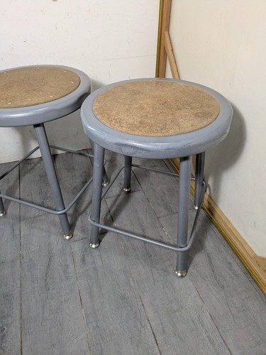 Vintage Pair of Industrial Style Round Metal School Kids Shop Stools - Picture 4 of 16