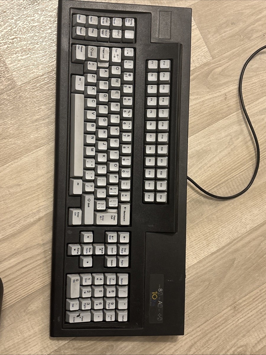 Unicomp IBM Model M キーボード本体 Unicomp Model M Retro Style Keyboard - Black base/grey caps very