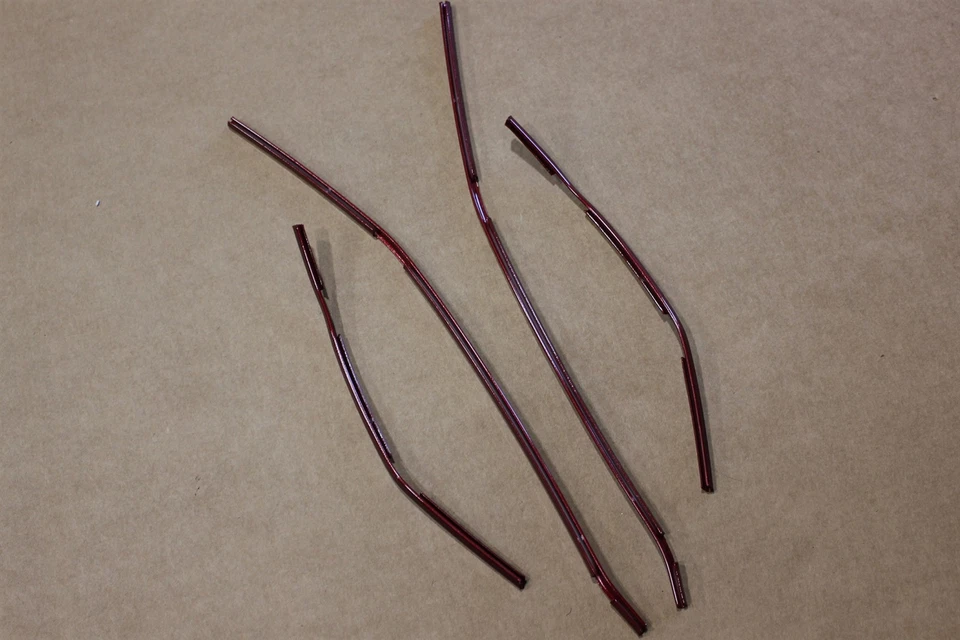 Kit de protectores de borde de puerta Mazda Tribute 2003 00008MG0301 rojo fuego metálico OEM Foto 2 de 4