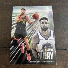 Panini 20-21 Chronicles Essentials Basketball Stephen Curry Warriors - 1 Card