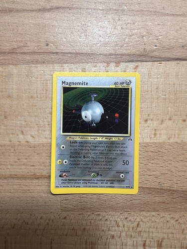 Magnemite 7/75 Holo Rare Pokémon 2001 Neo Entdeckung LP