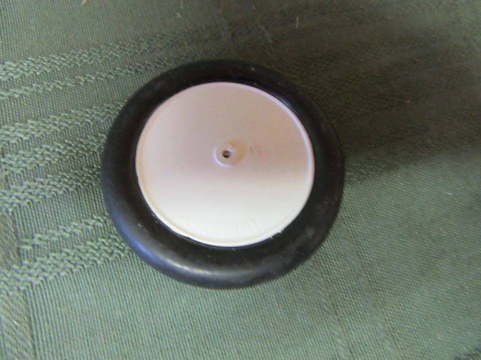 Vintage Williams Bros 1 Wheel 1-7/8" #128 - Image 2 of 3