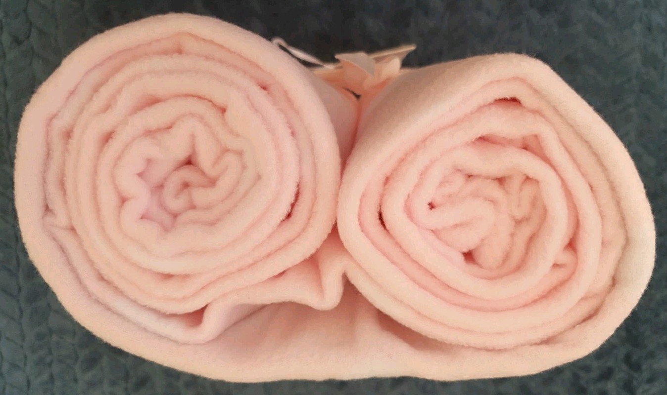 Mothercare Fleece Cot Blanket pink with white spots cotbed New