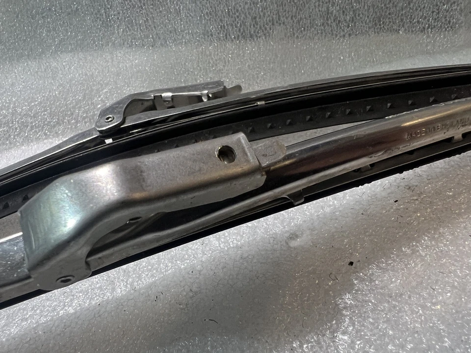 Trico  Brand B19 Wiper Blades 11 Inch Triumph Tr6 , Gt6 Etc - Image 4 of 4