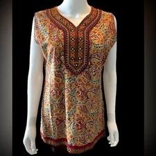 Beautiful Multi-color tunic Size L