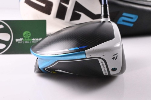 Taylormade SIM2 Max Driver / 10.5 Degree / Regular Flex Ventus Blue 5 Shaft - Picture 3 of 9