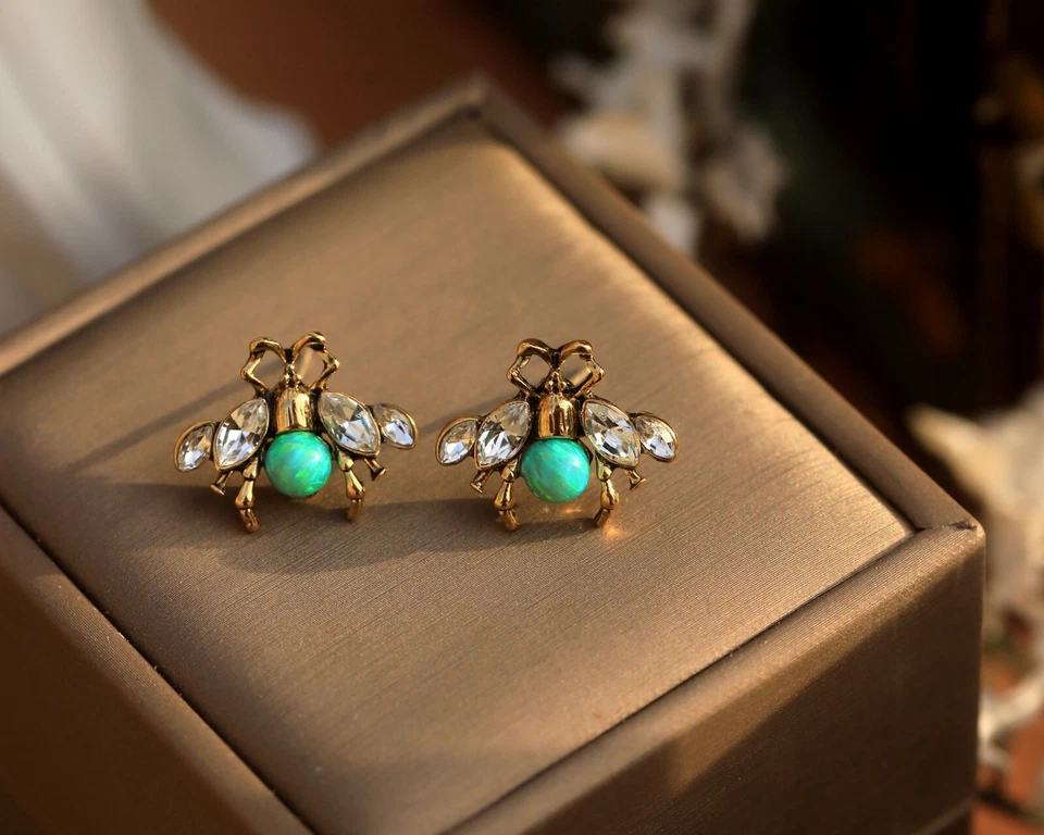 Ohrringe Clip On Gold Klein Insekt Biene Perle Jade Opal Grün QD4 - Bild 3 von 4