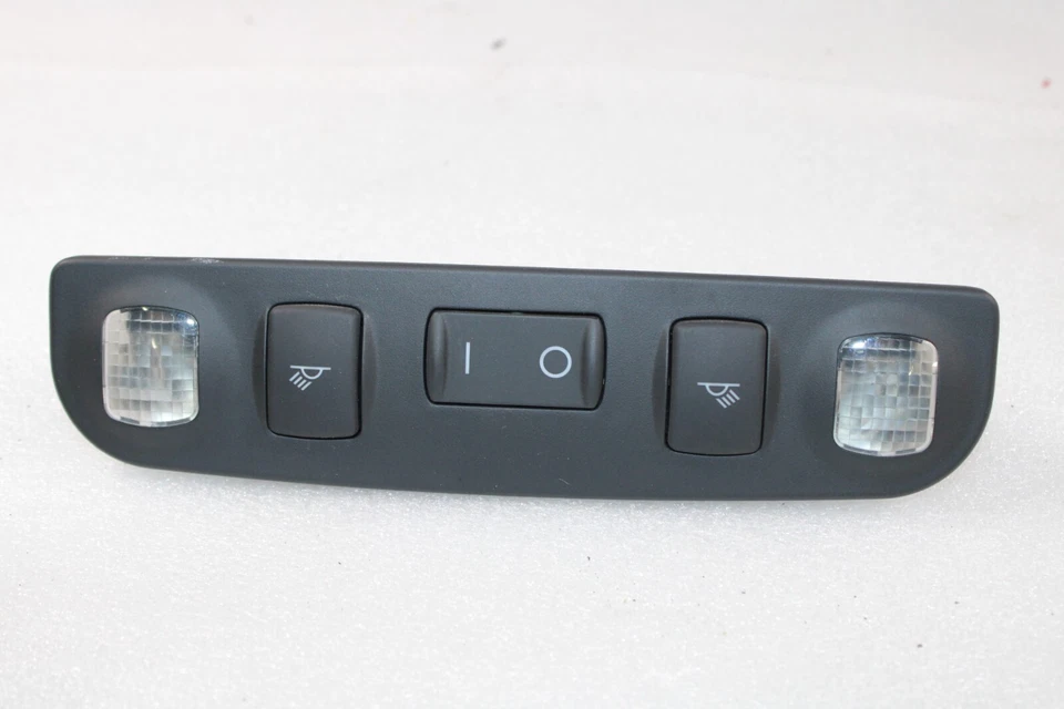 Lamborghini Gallardo, Spyder, LP550, luz interior cabina, usado, P/N 407947111 Foto 3 de 4