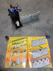 Vintage LEGO Castle: Siege Tower (6061) Complete with Instructions