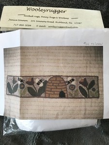 Wooleyrugger Hooked Rug