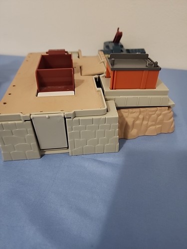 VTG 1997 Galoob Micro Machines Double Take Boomtown Playset Incomplete - Picture 5 of 15