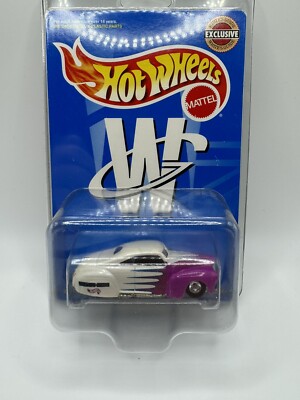 Hot Wheels White s Guide 5th Tail Dragger White & Purple Licensed Car