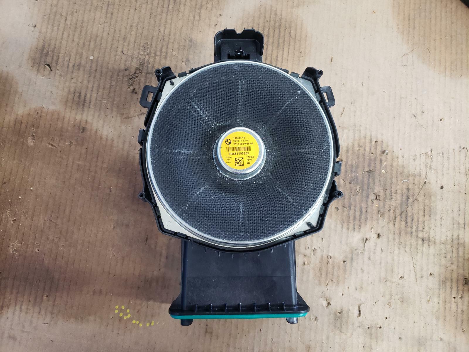 18 19 20 21 BMW X3 Right OEM Floor Subwoofer Speaker ID 