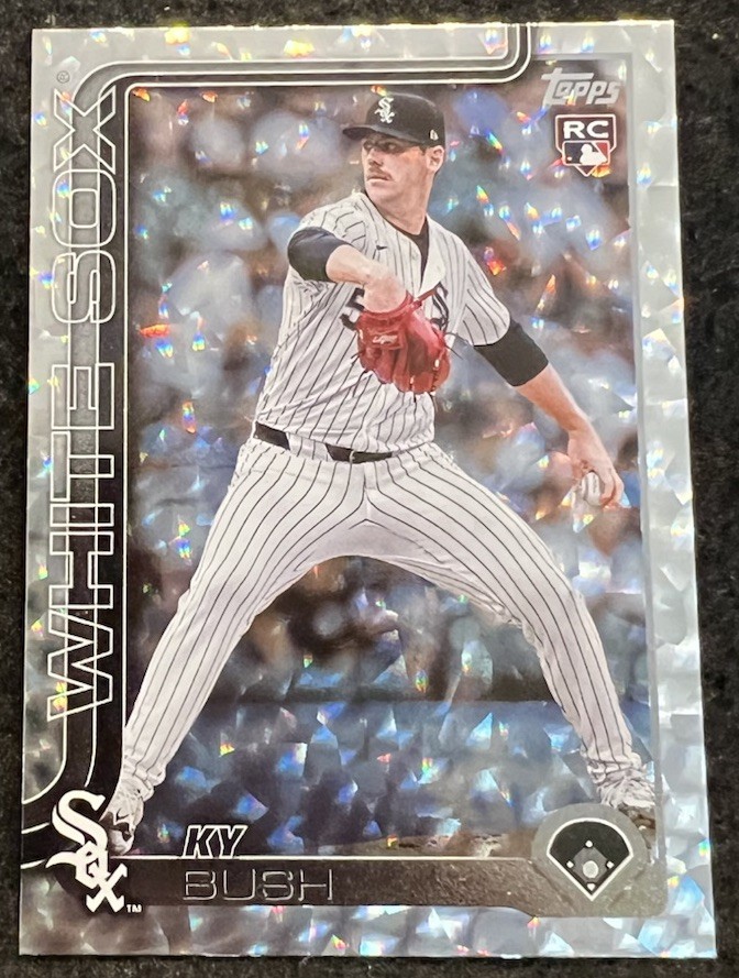 2025 Topps Series 1 - Silver Crackle Foil - Ky Bush - White