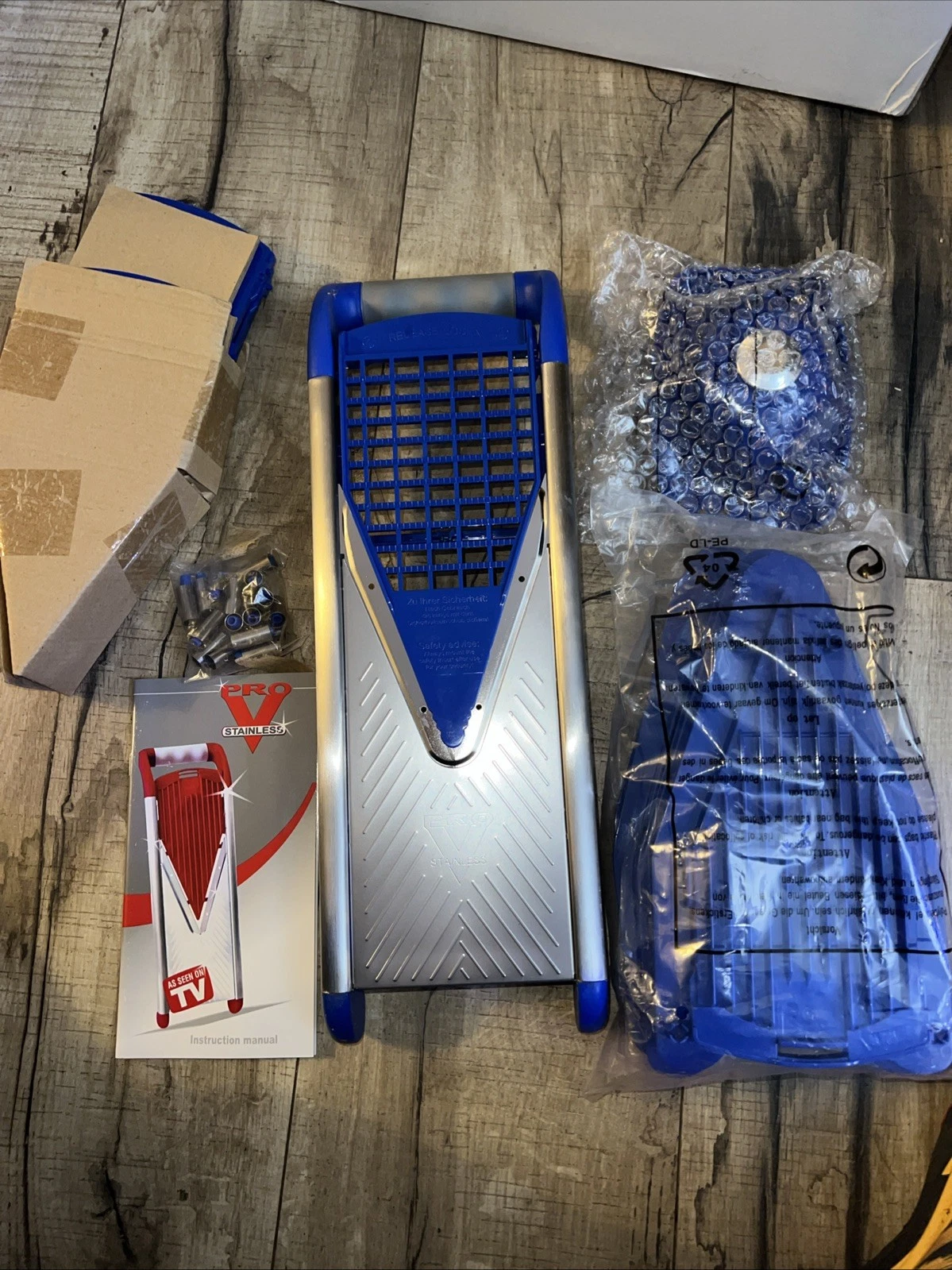PRO V STAINLESS MANDOLIN VEGETABLE SLICER /BLUE NEW