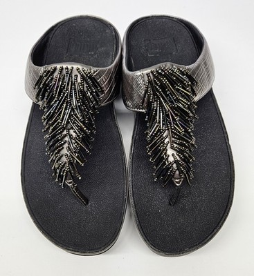 FITFLOP Cha Cha Womens Size 8 M Nimbus Silver Fringe Beaded Flip Flop Sandals