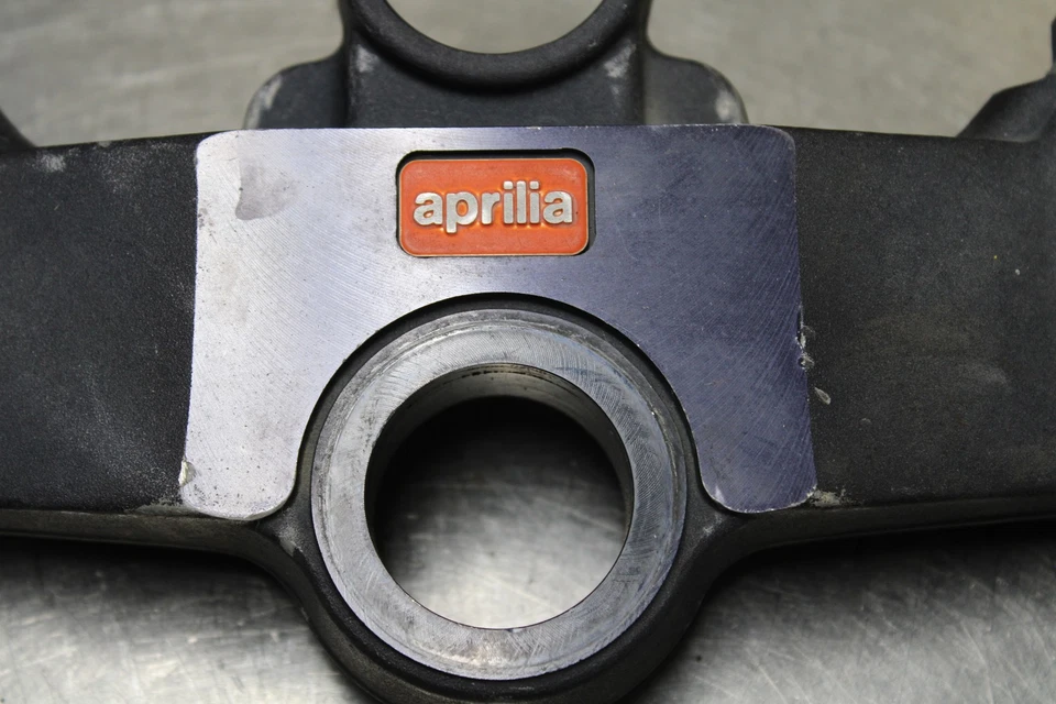 00-04 APRILIA SL1000 FALCO FORKS UPPER TRIPLE TREE CLAMP - Изображение 2 из 4